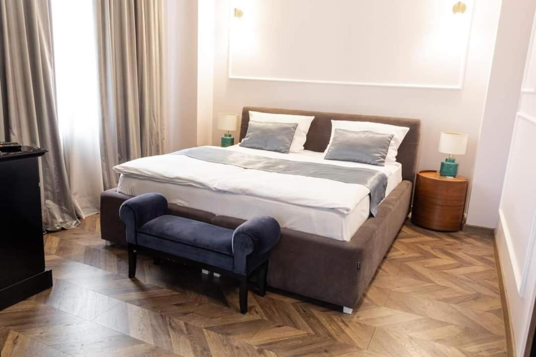 Hotel Balkan Centar Bijeljina Ngoại thất bức ảnh